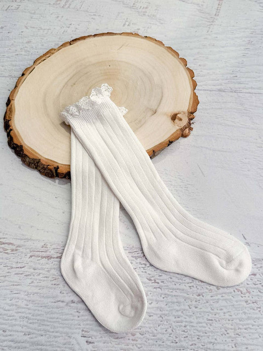 White Lettuce Edge Ruffle Socks
